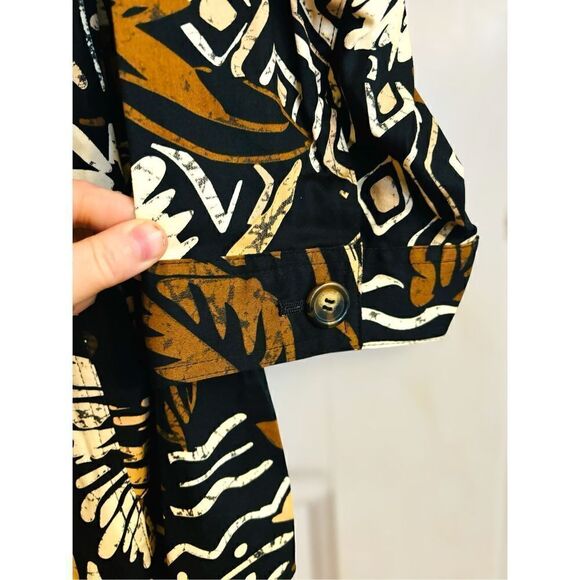 Dressbarn Woman 2X Button Up Blouse Tribal Design 3/4 Sleeve Button Cuffs Boho - Picture 7 of 10